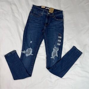 Levi's Women's Dark Blue Distressed Skinny Jeans